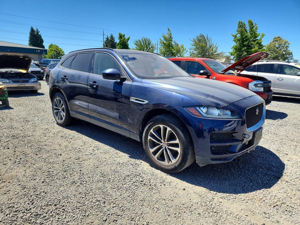 2018 Jaguar F-pace მანქანა იყიდება აუქციონზე, vin: SADCJ2FN7JA279018, აუქციონის ნომერი: 60685506