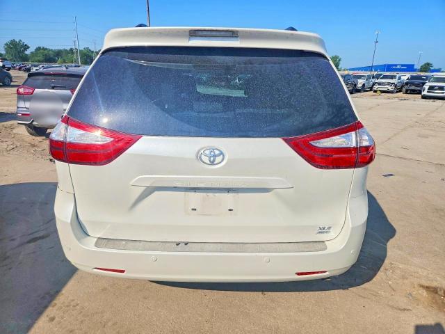 2016 Toyota Sienna მანქანა იყიდება აუქციონზე, vin: 5TDDK3DCXGS143384, აუქციონის ნომერი: 59218936