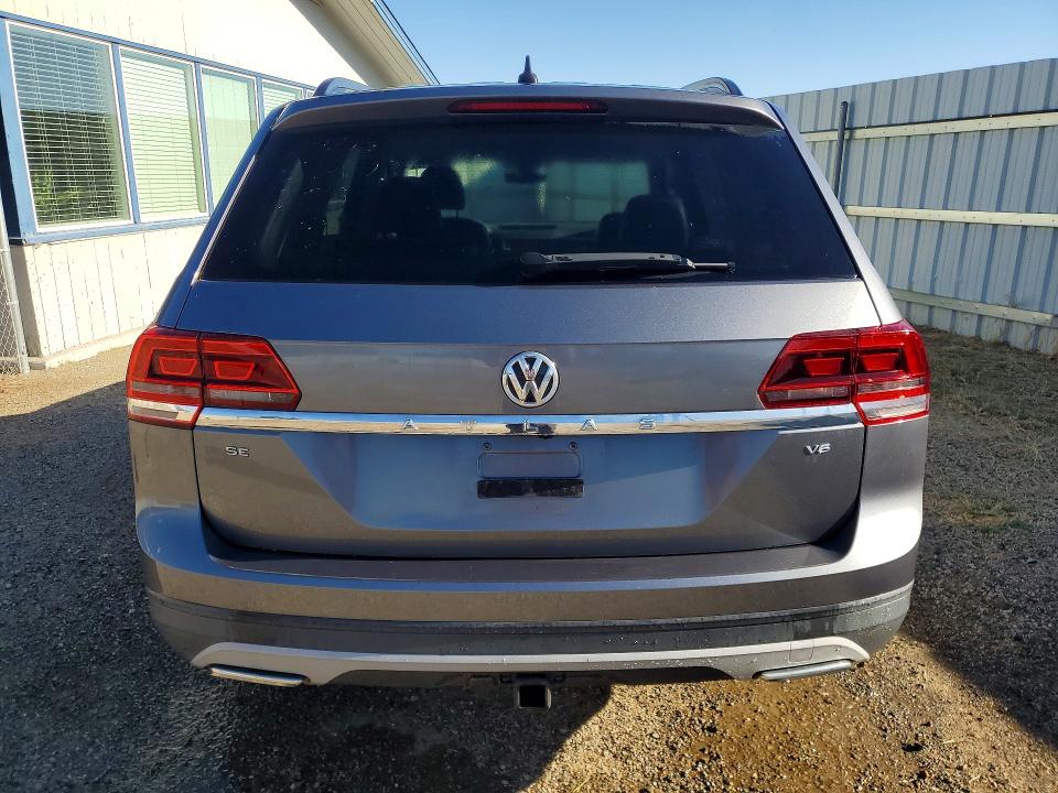 2020 Volkswagen Atlas მანქანა იყიდება აუქციონზე, vin: 1V2WR2CA2LC502736, აუქციონის ნომერი: 60775386