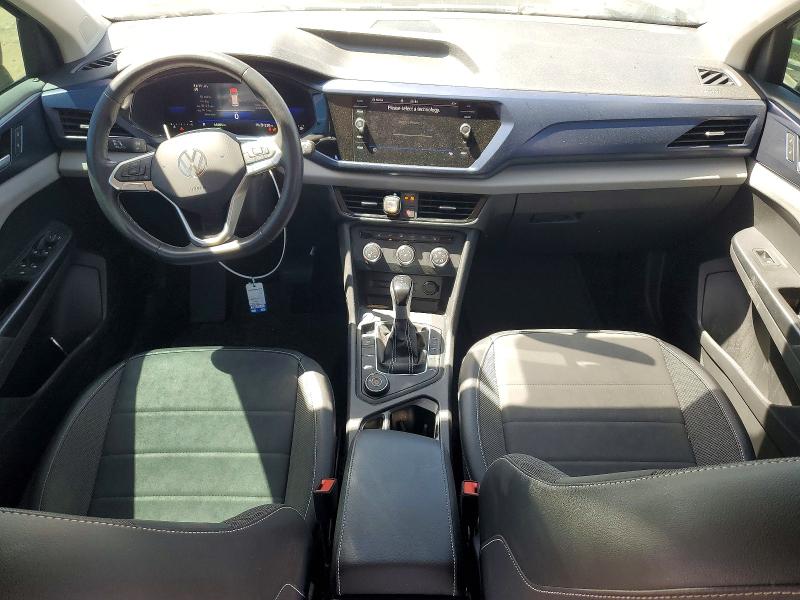 60425336 :رقم المزاد ، 3VVWX7B21NM078855 vin ، 2022 Volkswagen Taos مزاد بيع