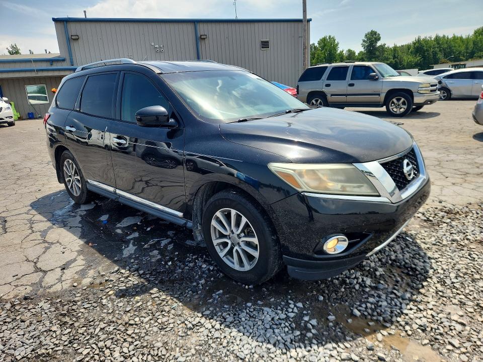 Продажа на аукционе авто 2015 Nissan Pathfinder, vin: 5N1AR2MN9FC686618, номер лота: 61918156