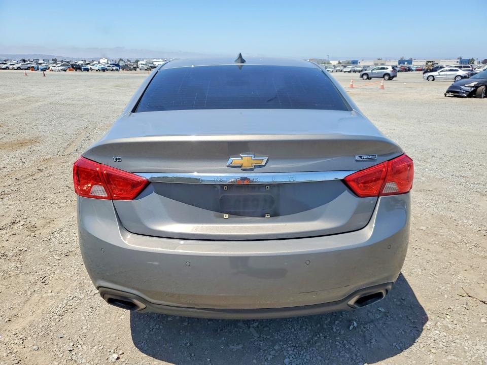 60721736 :رقم المزاد ، 2G1105S32K9154462 vin ، 2019 Chevrolet Impala مزاد بيع
