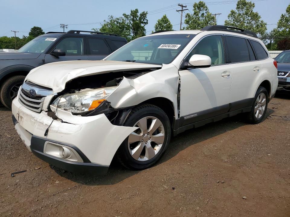 60456386 :رقم المزاد ، 4S4BRDLC8B2323100 vin ، 2011 Subaru Outback مزاد بيع