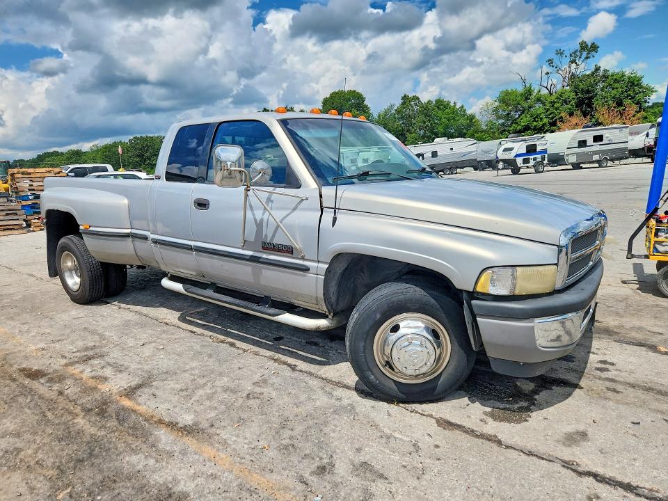 60719416 :رقم المزاد ، 1B7MC3369WJ230780 vin ، 1998 Dodge Ram 3500 مزاد بيع