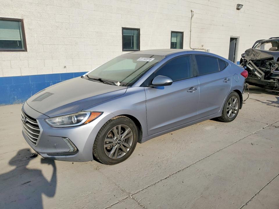 2017 Hyundai Elantra მანქანა იყიდება აუქციონზე, vin: 5NPD84LF2HH209689, აუქციონის ნომერი: 61192016