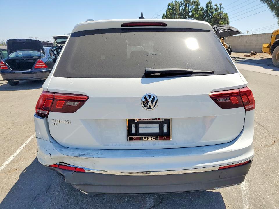 62859916 :رقم المزاد ، 3VV3B7AX5LM133562 vin ، 2020 Volkswagen Tiguan مزاد بيع