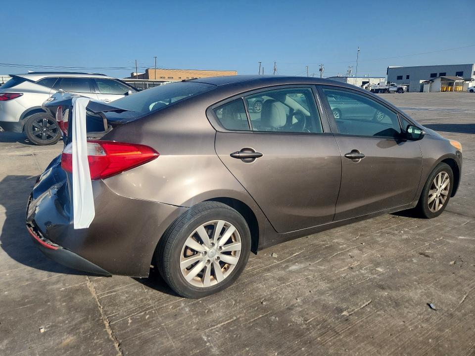2014 Kia Forte მანქანა იყიდება აუქციონზე, vin: KNAFX4A67E5089380, აუქციონის ნომერი: 61402546
