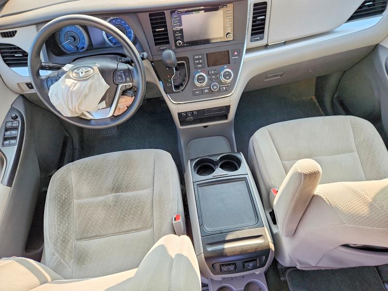 Aukcja sprzedaży 2018 Toyota Sienna, vin: 5TDKZ3DC5JS926381, numer aukcji: 61812636