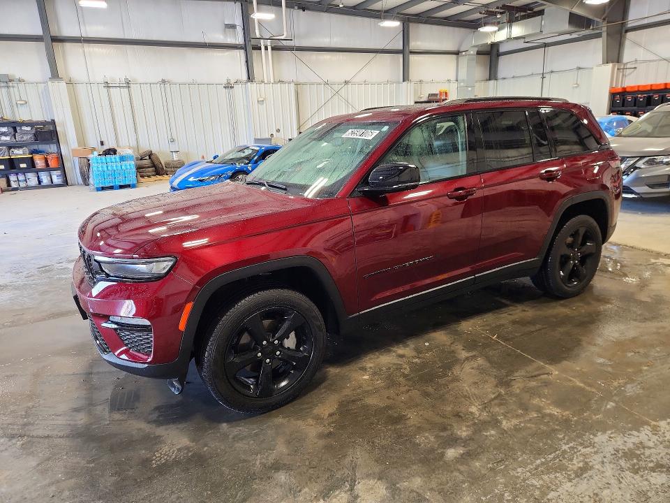 Продажа на аукционе авто 2023 Jeep Grand Cherokee, vin: 1C4RJHBG6PC662395, номер лота: 62598106