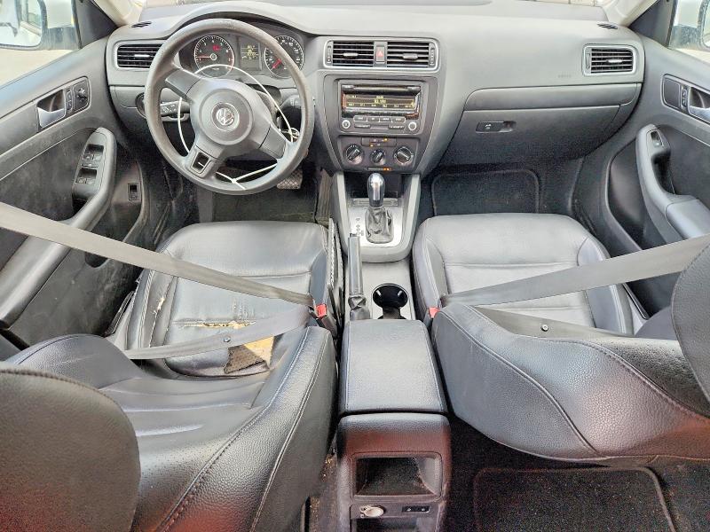 61047526 :رقم المزاد ، 3VWD17AJ5EM237972 vin ، 2014 Volkswagen Jetta مزاد بيع