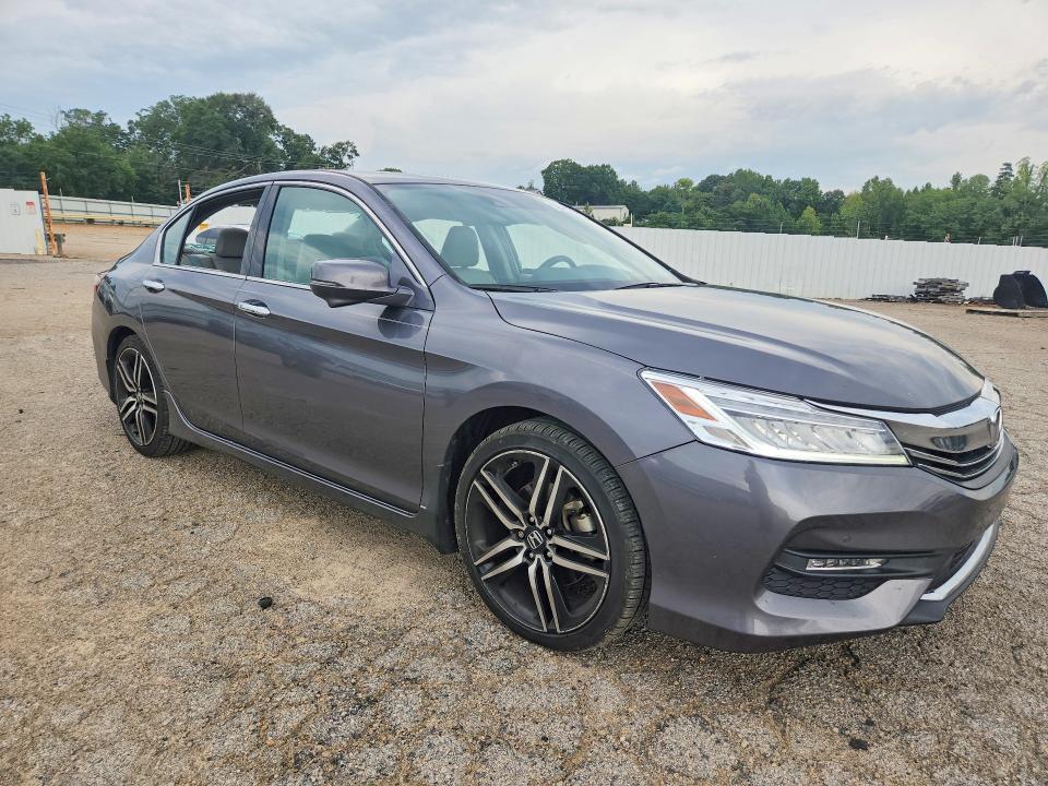 2017 Honda Accord მანქანა იყიდება აუქციონზე, vin: 1HGCR3F96HA041167, აუქციონის ნომერი: 62010046