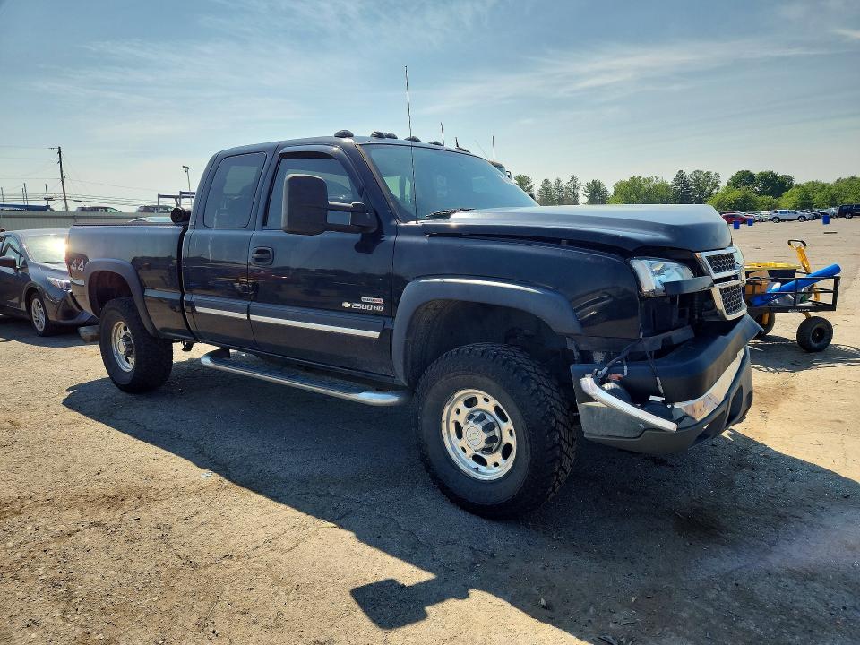 2005 Chevrolet Silverado მანქანა იყიდება აუქციონზე, vin: 1GCHK29275E333609, აუქციონის ნომერი: 61353066