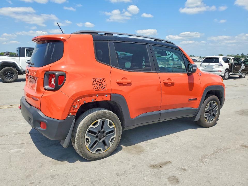 Aukcja sprzedaży 2015 Jeep Renegade, vin: ZACCJBCT5FPC01228, numer aukcji: 63294586