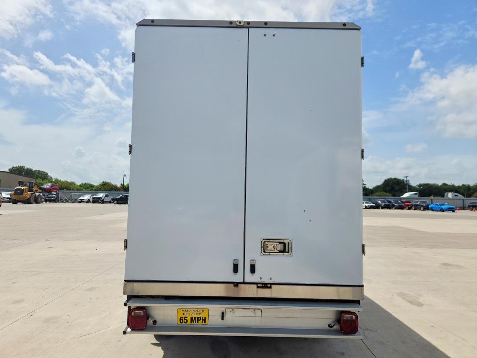 60671396 :رقم المزاد ، 1FDWE3FK3PDD00801 vin ، 2023 Ford E350 مزاد بيع
