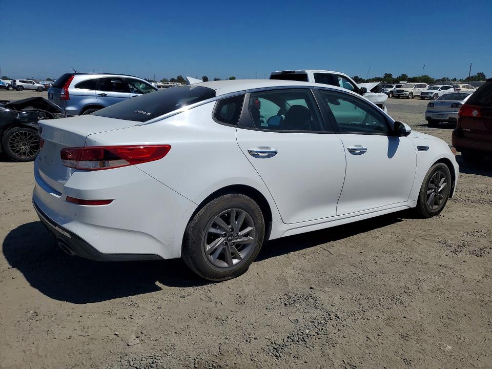 63211916 :رقم المزاد ، 5XXGT4L31LG393710 vin ، 2020 Kia Optima مزاد بيع