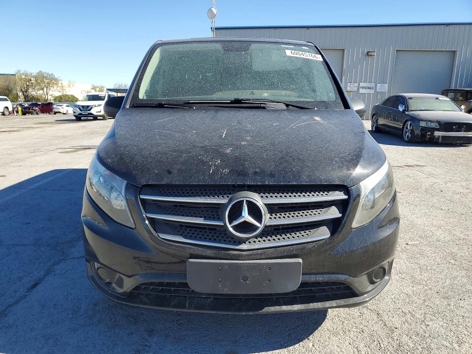 60045166 :رقم المزاد ، WD4PG2EE1J3466052 vin ، 2018 Mercedes-benz Metris مزاد بيع