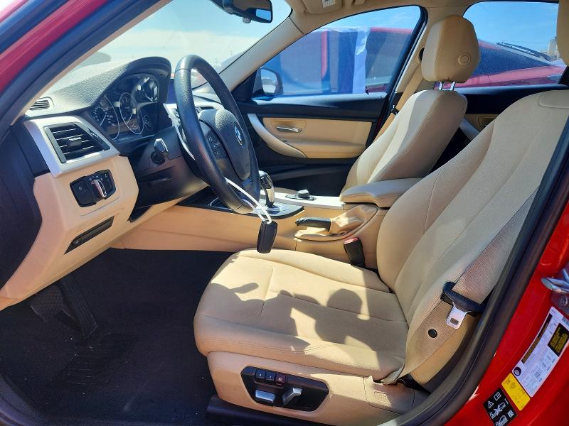 62111186 :رقم المزاد ، WBA8E5G52JNV02562 vin ، 2018 Bmw 320 مزاد بيع