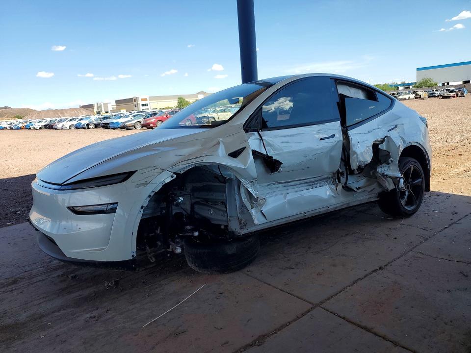 62433886 :رقم المزاد ، 7SAYGDEE2TF345792 vin ، 2026 Tesla Model Y مزاد بيع
