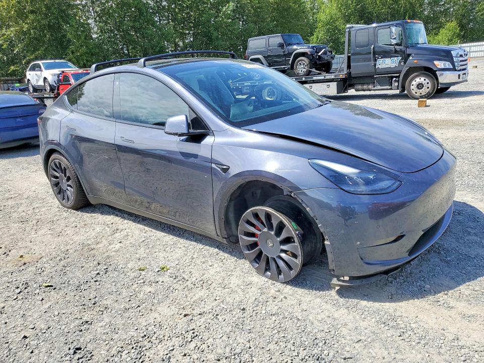 60515866 :رقم المزاد ، 5YJYGDEF4MF270925 vin ، 2021 Tesla Model Y مزاد بيع