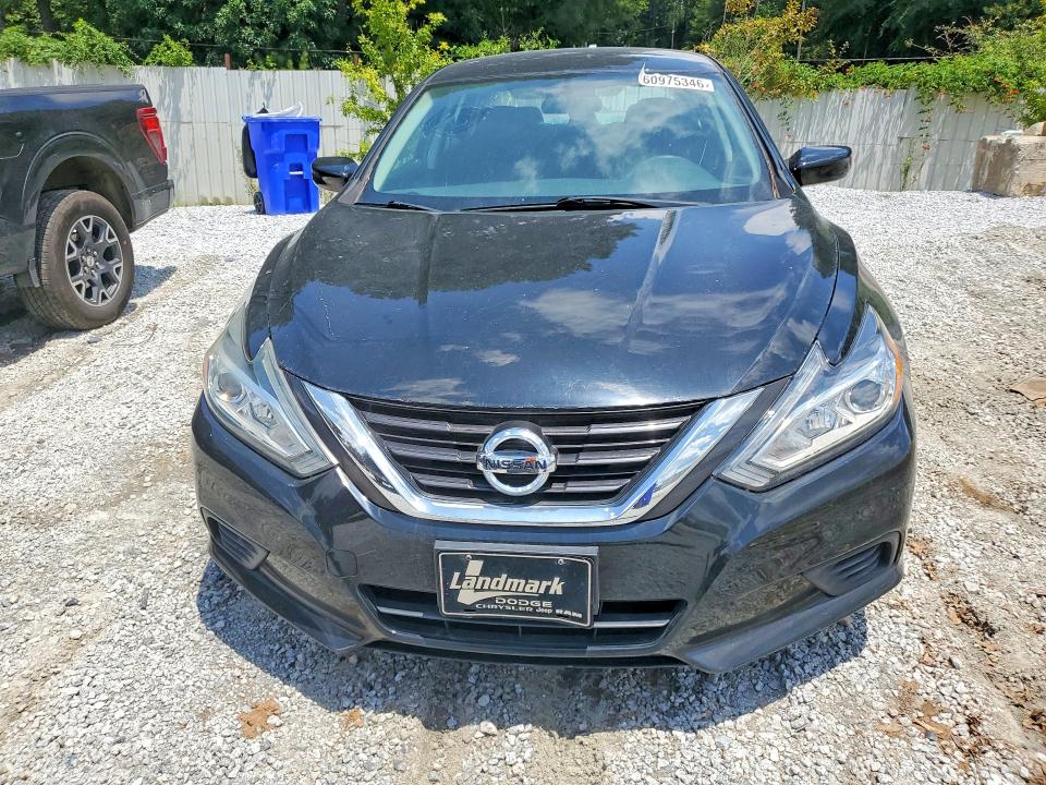 Продажа на аукционе авто 2017 Nissan Altima, vin: 1N4AL3AP7HC247640, номер лота: 60975346