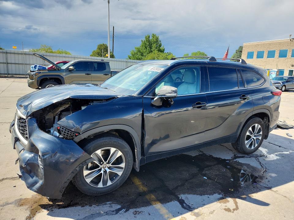 Auction sale of the 2020 Toyota Highlander, vin: 5TDHZRBH9LS514401, lot number: 60129006