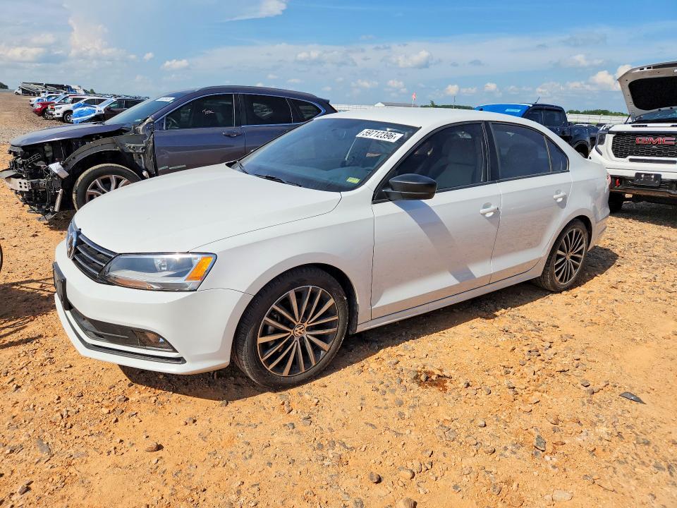 59712396 :رقم المزاد ، 3VWD17AJ5GM284003 vin ، 2016 Volkswagen Jetta مزاد بيع