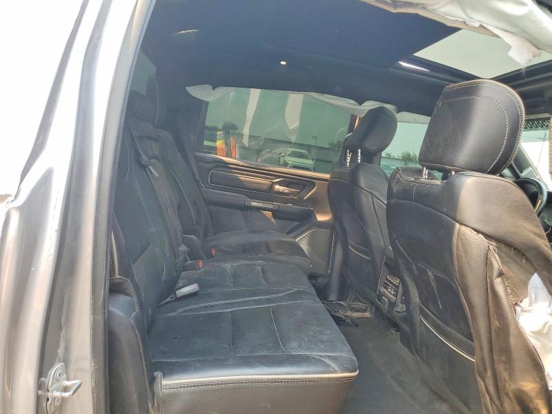 62588666 :رقم المزاد ، 1C6SRFHT1MN737255 vin ، 2021 Ram 1500 مزاد بيع