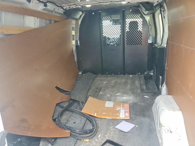 60822276 :رقم المزاد ، 1FTYR1ZM6KKB21384 vin ، 2019 Ford Transit مزاد بيع