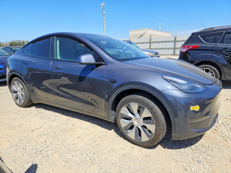 Продажа на аукционе авто 2022 Tesla Model Y, vin: 7SAYGAEE4NF391352, номер лота: 59854346