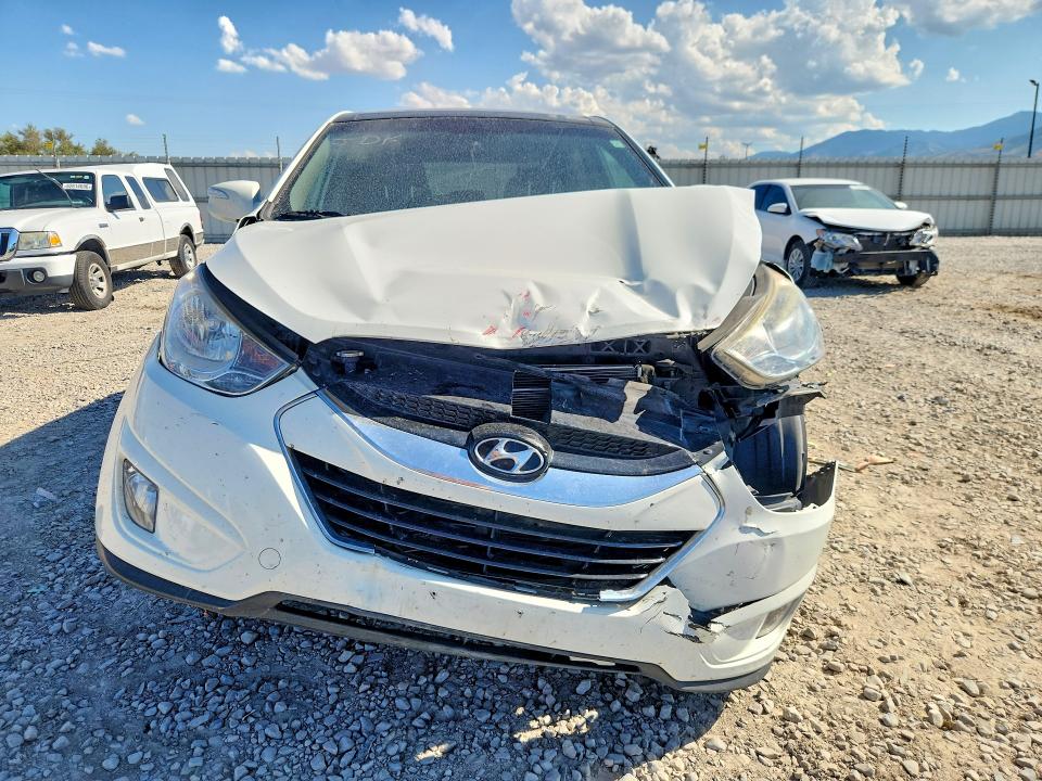 2013 Hyundai Tucson მანქანა იყიდება აუქციონზე, vin: KM8JUCAC0DU577057, აუქციონის ნომერი: 62446256