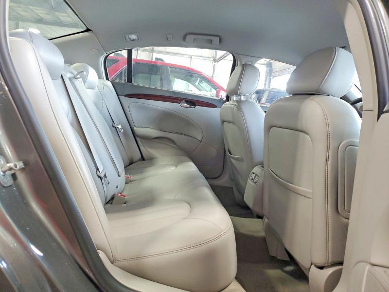 62931986 :رقم المزاد ، 1G4HD57238U111752 vin ، 2008 Buick Lucerne مزاد بيع