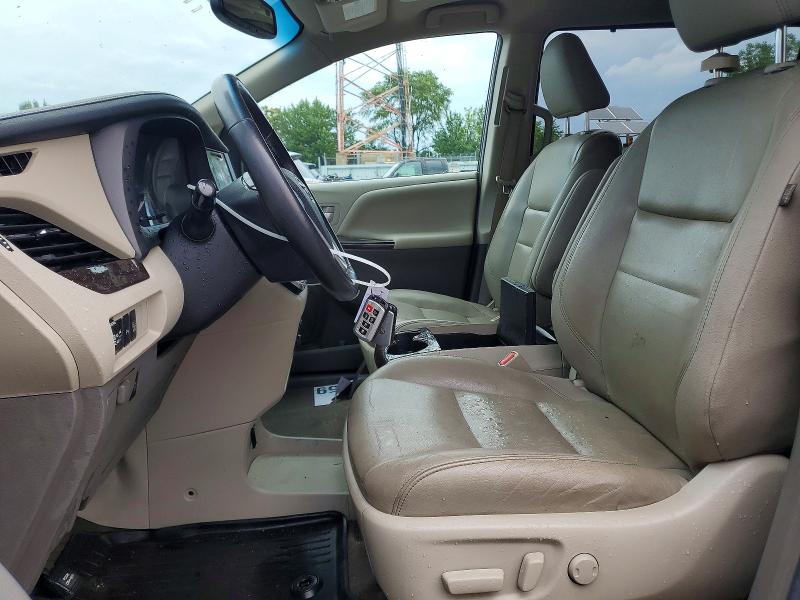 2017 Toyota Sienna მანქანა იყიდება აუქციონზე, vin: 5TDDZ3DC4HS180072, აუქციონის ნომერი: 62628416