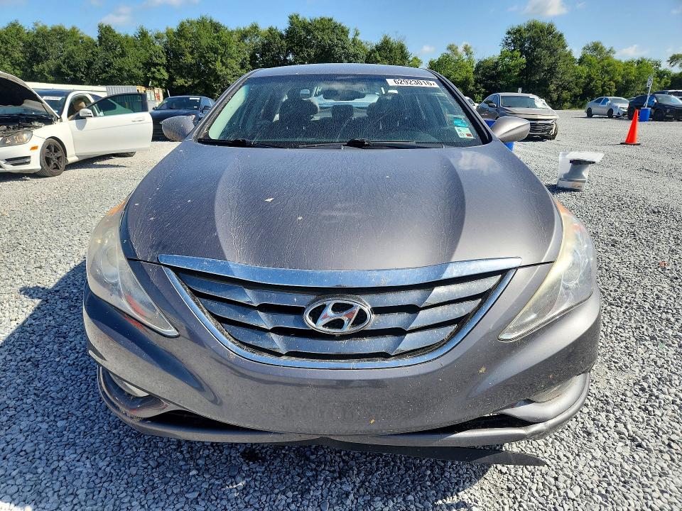 62923016 :رقم المزاد ، 5NPEC4AC4CH360991 vin ، 2012 Hyundai Sonata مزاد بيع