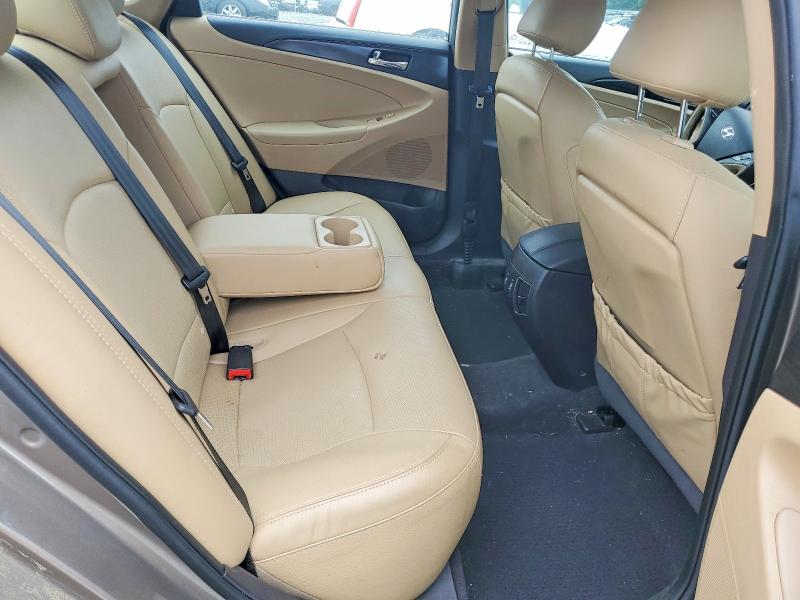 62563846 :رقم المزاد ، 5NPEC4AC1EH934367 vin ، 2016 Hyun Sonata مزاد بيع