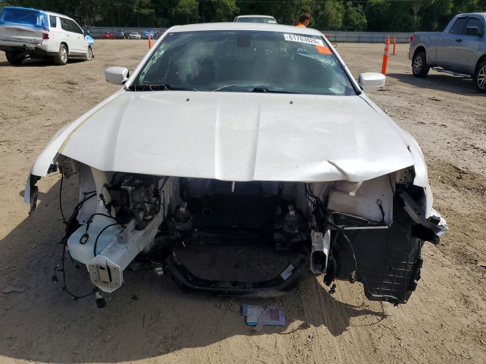 61763626 :رقم المزاد ، 2C3CCABTXGH234111 vin ، 2016 Chrysler 300 مزاد بيع