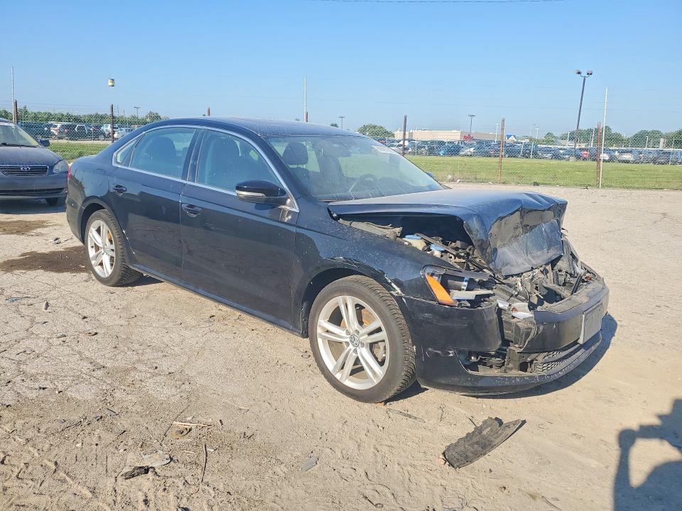 Продажа на аукционе авто 2014 Volkswagen Passat, vin: 1VWBN7A36EC032501, номер лота: 60697296