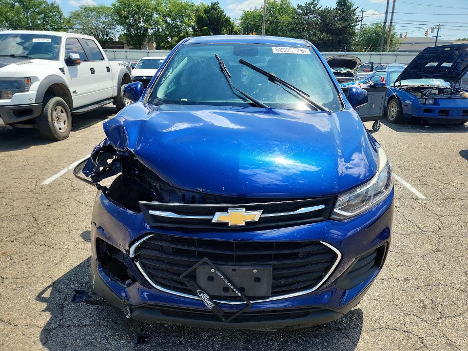 2017 Chevrolet Trax მანქანა იყიდება აუქციონზე, vin: 3GNCJKSB3HL172937, აუქციონის ნომერი: 62990776