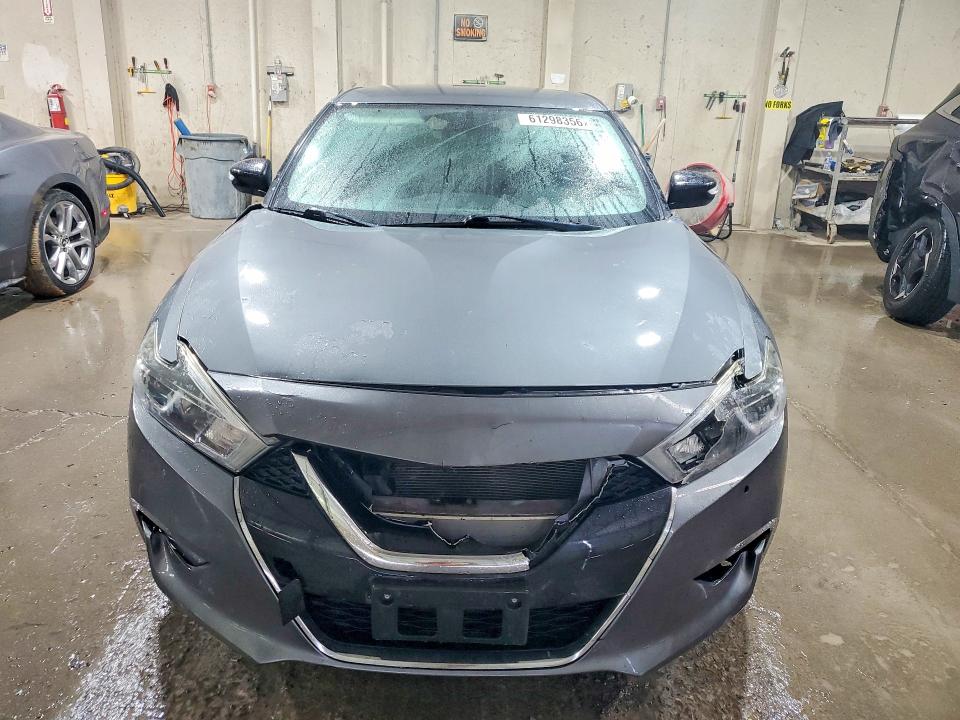 Продажа на аукционе авто 2018 Nissan Maxima, vin: 1N4AA6AP7JC410008, номер лота: 61298356