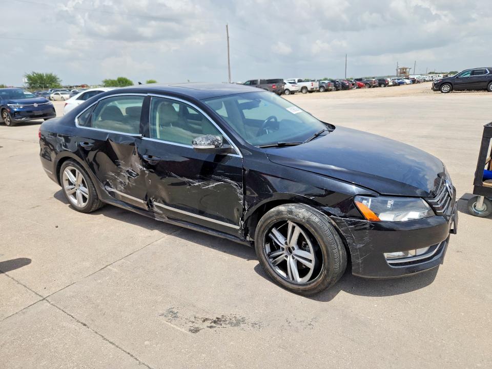 2014 Volkswagen Passat მანქანა იყიდება აუქციონზე, vin: 1VWCS7A37EC097614, აუქციონის ნომერი: 61065266
