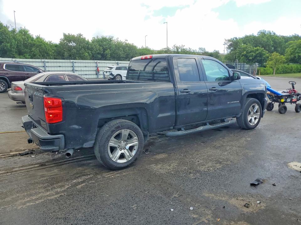 61685606 :رقم المزاد ، 1GCRCPECXHZ337955 vin ، 2017 Chevrolet Silverado مزاد بيع