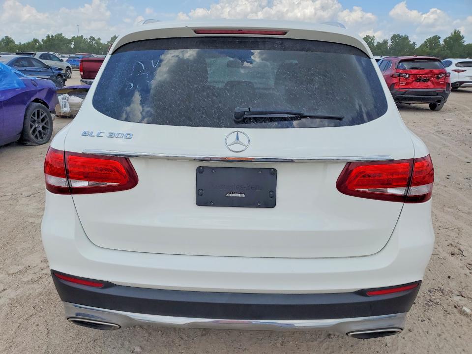 59954366 :رقم المزاد ، WDC0G4JB4KV136327 vin ، 2019 Mercedes-benz Glc مزاد بيع