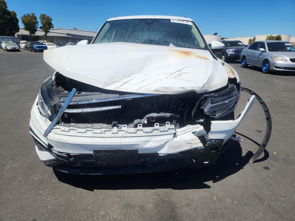 61499716 :رقم المزاد ، 3VV3B7AX9NM082845 vin ، 2022 Volkswagen Tiguan مزاد بيع