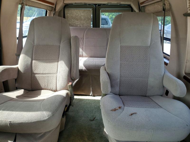 Auction sale of the 2005 Ford Econoline, vin: 1FDRE14WX5HA19334, lot number: 61052386