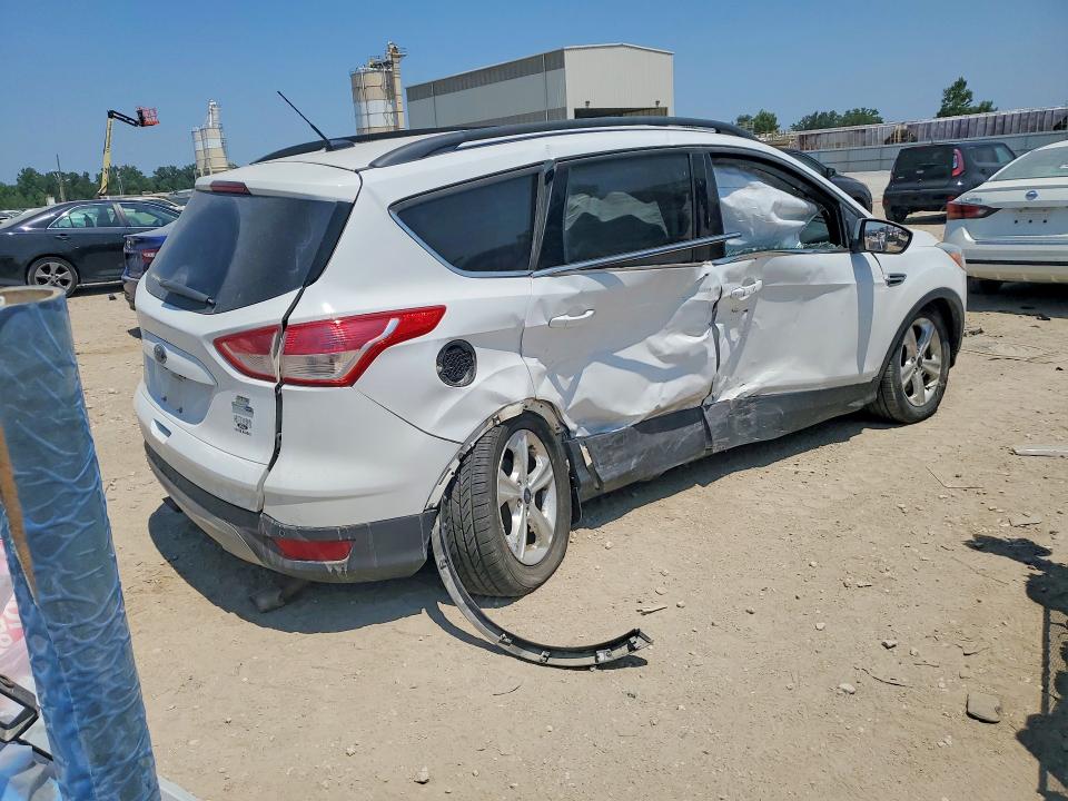 61849476 :رقم المزاد ، 1FMCU9GX0GUA67012 vin ، 2016 Ford Escape مزاد بيع