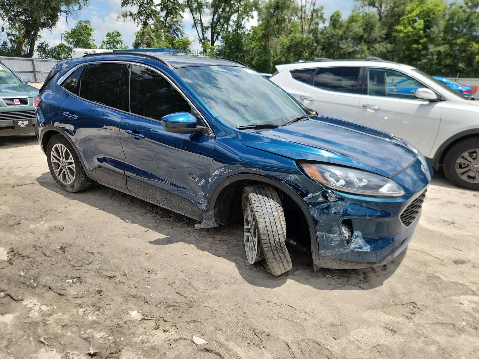 61750626 :رقم المزاد ، 1FMCU0H66LUB92995 vin ، 2020 Ford Escape مزاد بيع