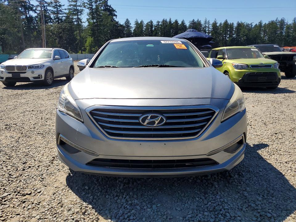 62233286 :رقم المزاد ، 5NPE34AF4FH094659 vin ، 2015 Hyundai Sonata مزاد بيع