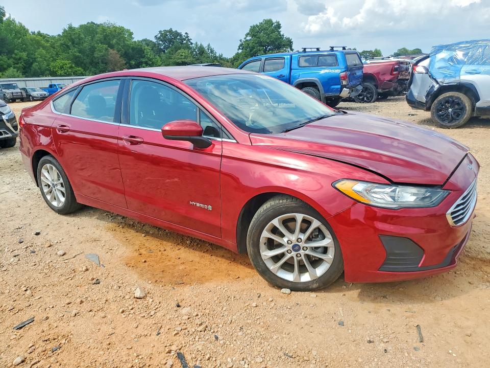 Продажа на аукционе авто 2019 Ford Fusion, vin: 3FA6P0LU0KR240601, номер лота: 59309226