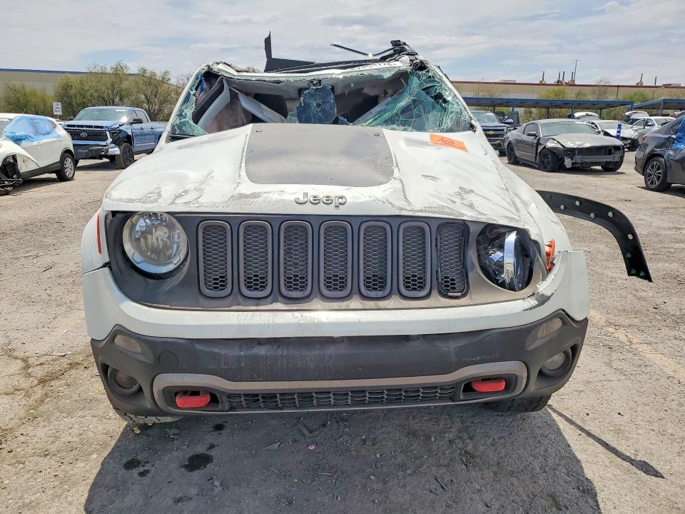 61903776 :رقم المزاد ، ZACCJBCB7JPG85936 vin ، 2018 Jeep Renegade مزاد بيع