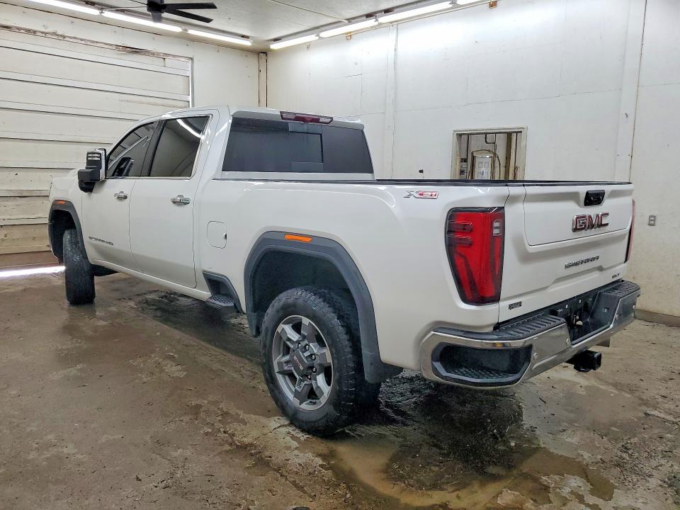 61798046 :رقم المزاد ، 1GT4UNEY5SF122970 vin ، 2025 Gmc Sierra مزاد بيع