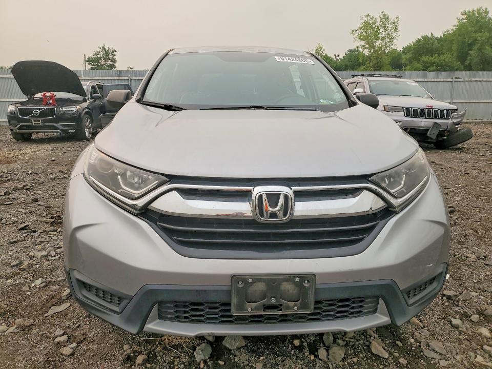 61424806 :رقم المزاد ، 2HKRW6H30JH227796 vin ، 2018 Honda Cr-v مزاد بيع